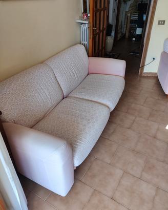 Divani a 2 e 3 posti in tessuto 