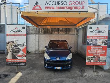 Peugeot 1007 1.4 Happy