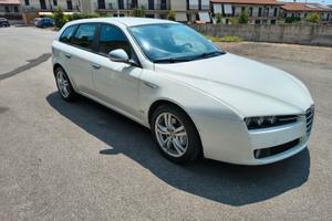 Alfa Romeo 159