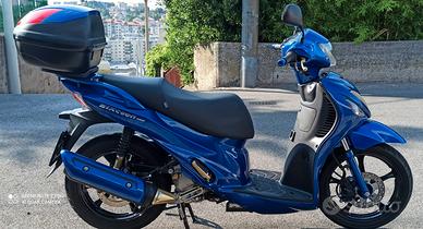 Scooter SUZUKI