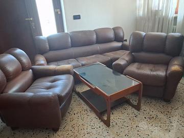 duvao,poltrone,tavolino