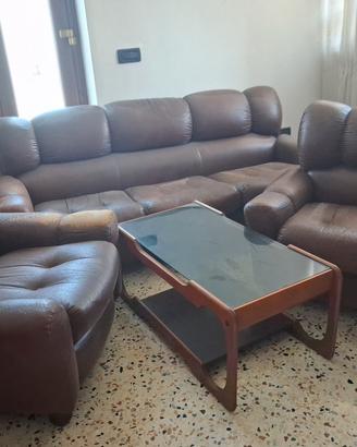 duvao,poltrone,tavolino
