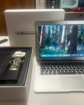 MacBook Air 13” 2017 sequoia