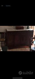 Mobile castagno con piano in marmo inizio 900