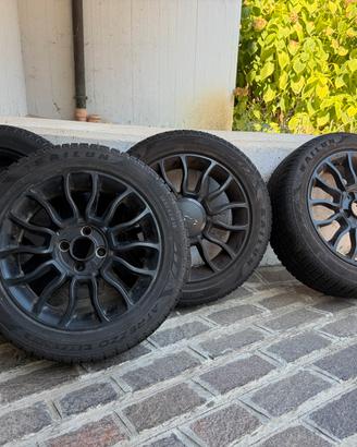 Gomme 4 stagioni con cerchi in lega