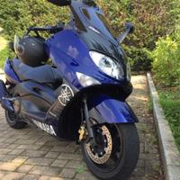 Yamaha T Max - 2004