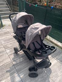 Passeggino fratellare nuovo