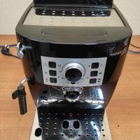 Macchina per il caffè DeLonghi Magnifica S