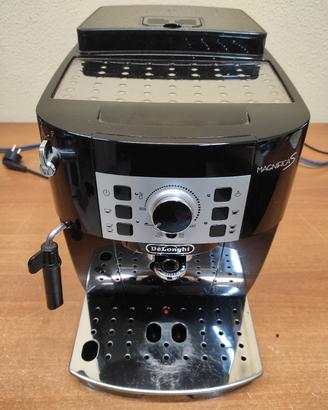 Macchina per il caffè DeLonghi Magnifica S