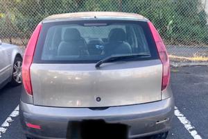 Fiat Punto 1.3 Multijet , uso battaglia.