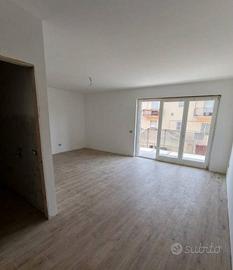 Appartamento di 45 m² con 1 locale e box auto a Ma