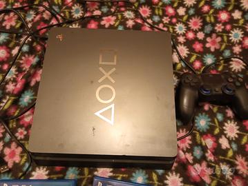 PlayStation 4 con 5 giochi 