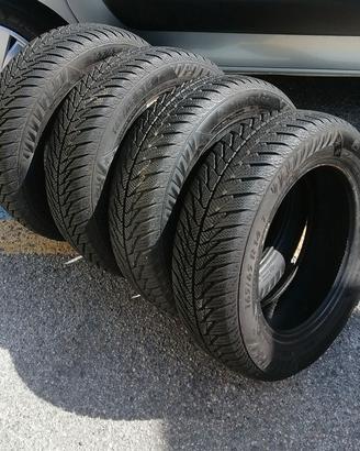 4 gomme invernali marca Matador