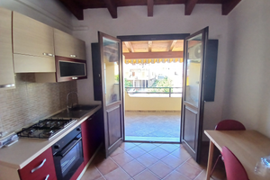 Appartamento ampia veranda zona pineta