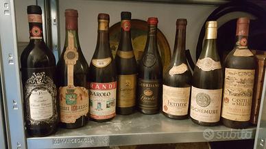 bottiglie di vino antico