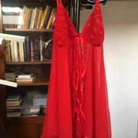 Babydoll rosso con roselline di voile