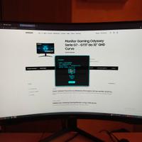 Monitor Samsung 32 pollici 240 HZ HDR G-sync