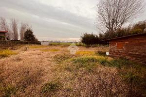 TER. RESIDENZIALE A FORNOVO SAN GIOVANNI