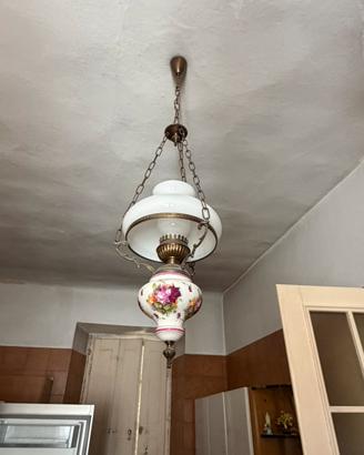 Lampadario vintage ottone e porcellana