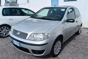 FIAT PUNTO 1200 LEGGI 