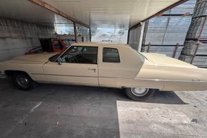 Cadillac de ville 1976