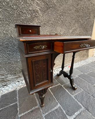 Scrittoio antico