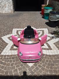 Auto elettrica Fiat 500 radiocomandata