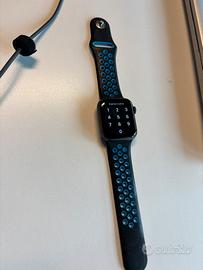 Apple Watch serie 5 - 40 mm