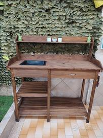 Tavolo da esterno in legno 