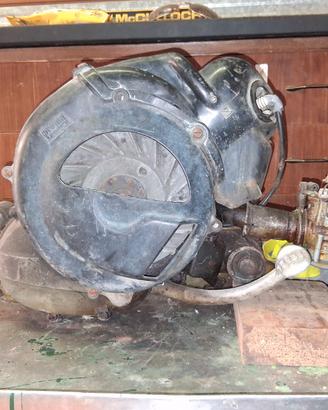 Blocco motore vespa 50