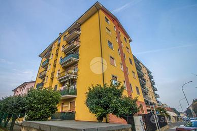 2 LOCALI A GARBAGNATE MILANESE