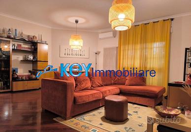 Quadrilocale con terrazzo in zona centrale