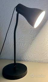 Lampada da tavolo| Illuminazione Studio e Lavoro
