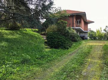 Villa di 519 m² con più di 5 locali e box auto dop