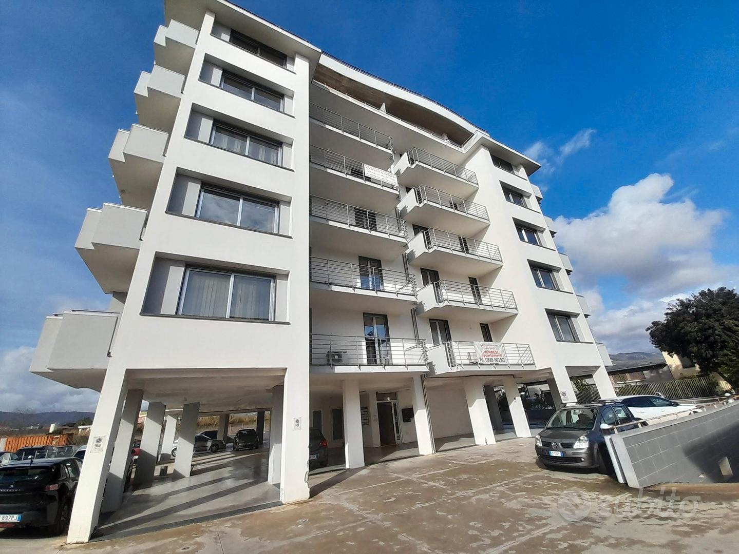 Apartament me 5 dhoma, 145 m²