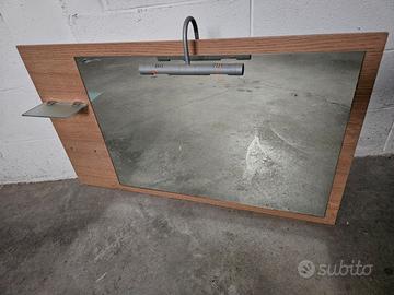 Specchio bagno grande con illuminazione e portaogg