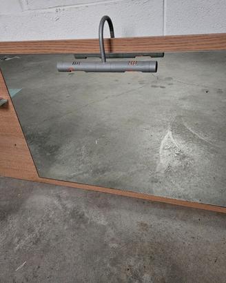 Specchio bagno grande con illuminazione e portaogg
