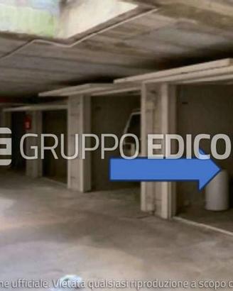 Garage, Pavia.