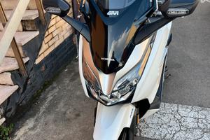 Honda Forza 300 2020