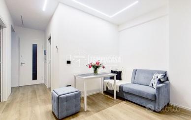 TRILOCALE COMPLETAMENTE RISTRUTTURATO IN CENTRO A