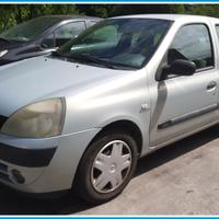 Ricambi Usati RENAULT CLIO 2a Serie 2004