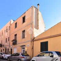 4 LOCALI A CAGLIARI