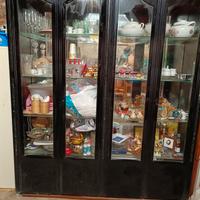 vetrina  ante a vetro sala nera 