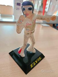 Action figure Elvis Presley con base microfono 