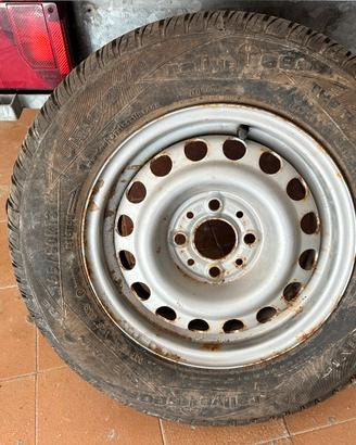 Ruota di scorta carrello