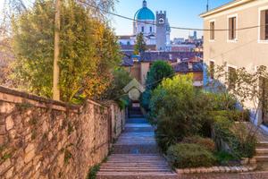 CASA INDIPENDENTE A BRESCIA