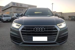 AUDI Q5 40 TDI quattro S tronic S line plus