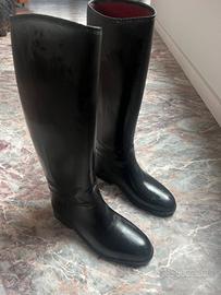 Stivali  da equitazione  n 41 o stivali di gomma p
