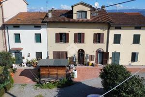 2 LOCALI A PISTOIA
