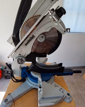 Troncatrice Metabo KGT300